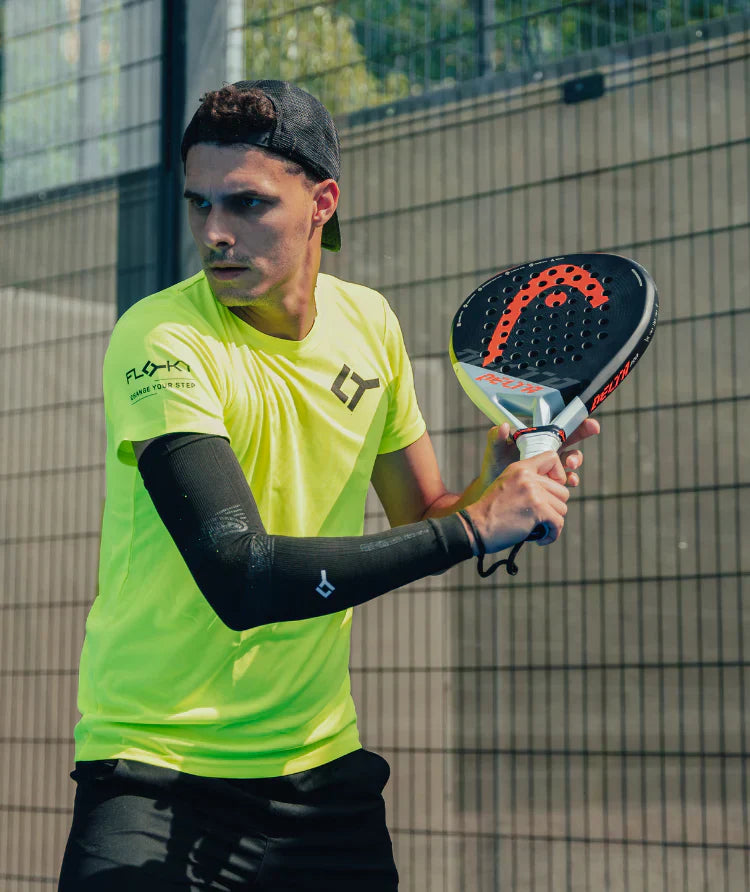 Padel Oyuncuları Neden No Strain Sleeve Kullanmalı? Performans ve Koruma İçin Oyunu Değiştiren Bir Çözüm
