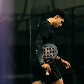 NO STRAIN Sleeve X TAPIA